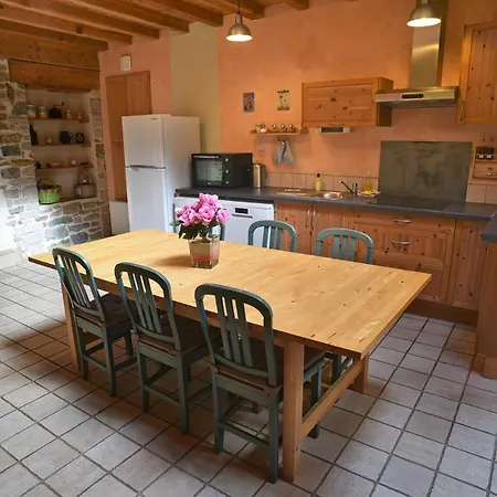 Tatil Evi Le Douglas, Vignoble Et Reculees Du Jura - Avec Sauna *