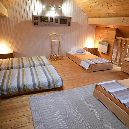 Le Douglas, Vignoble Et Reculees Du Jura - Avec Sauna *